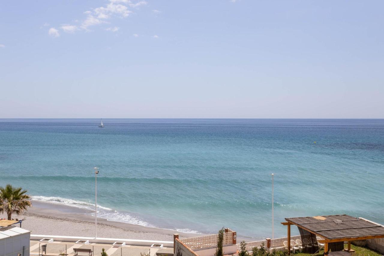 נרחה Apartment Arce Frontline Seaview מראה חיצוני תמונה