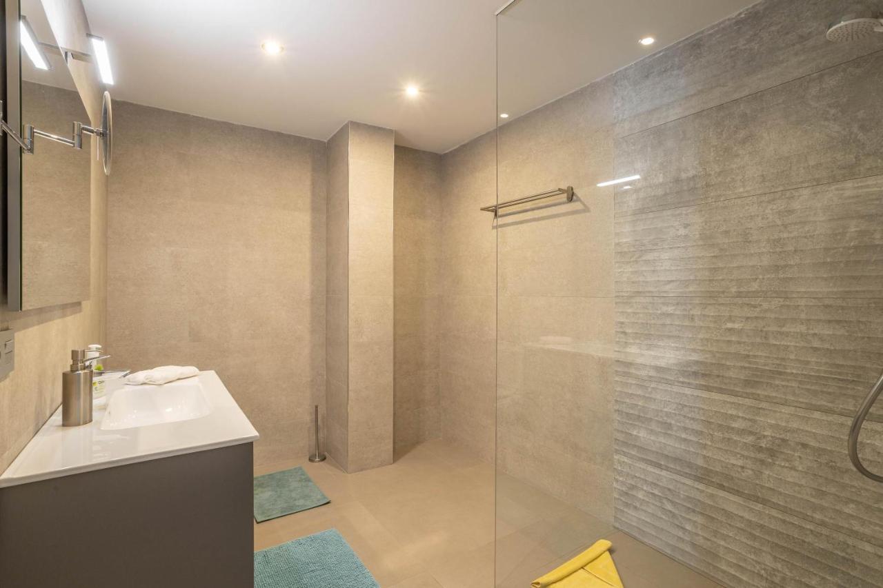 נרחה Apartment Arce Frontline Seaview מראה חיצוני תמונה